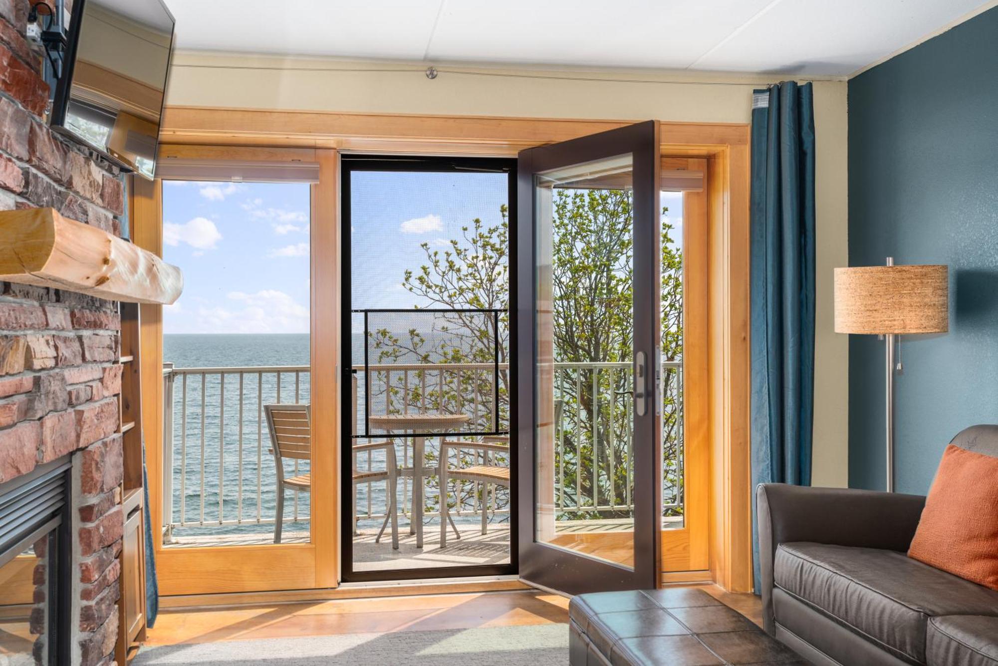 East Bay Suites Grand Marais Esterno foto