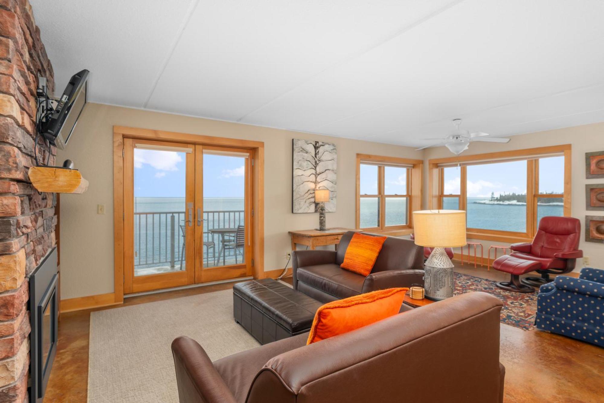 East Bay Suites Grand Marais Esterno foto
