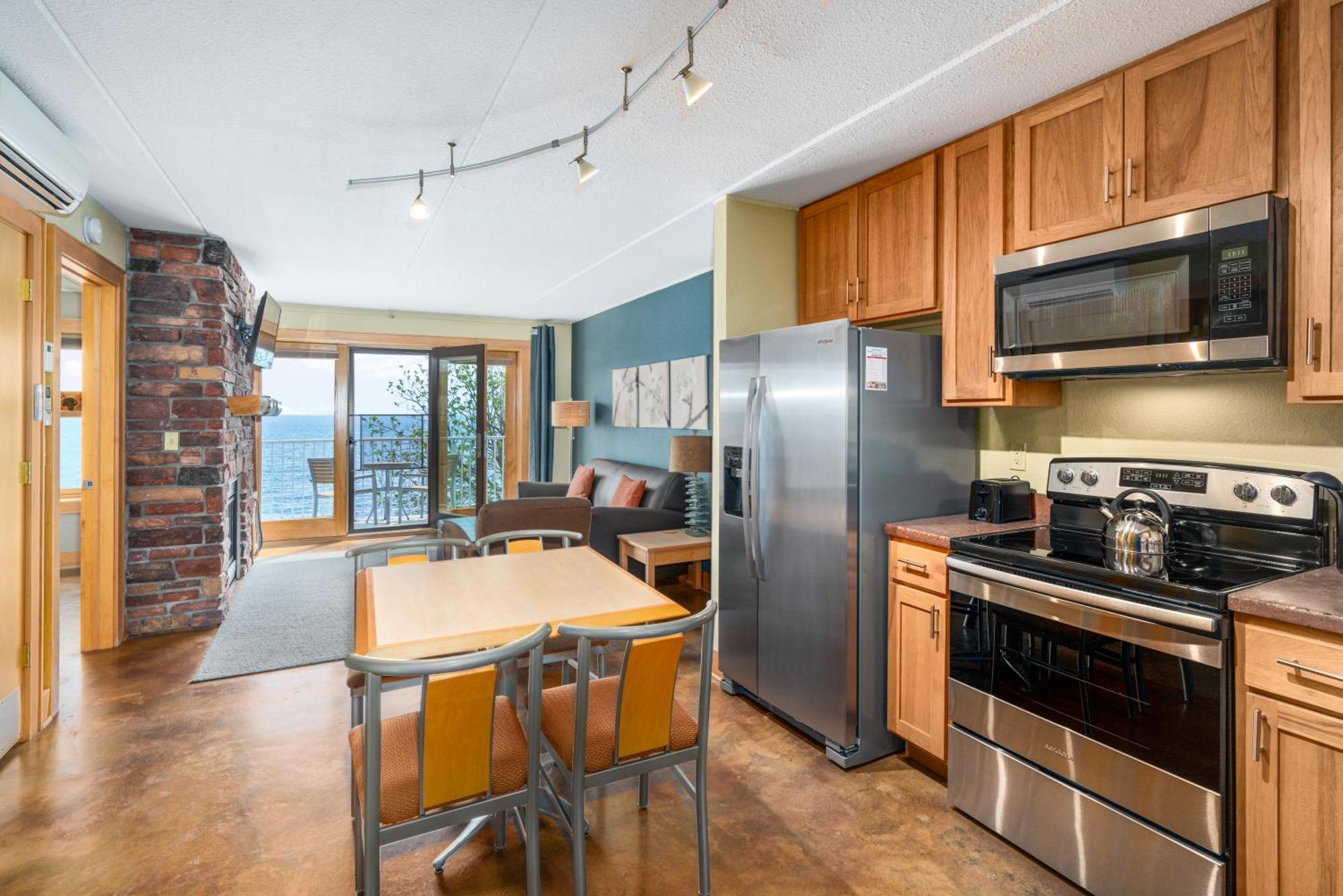 East Bay Suites Grand Marais Esterno foto