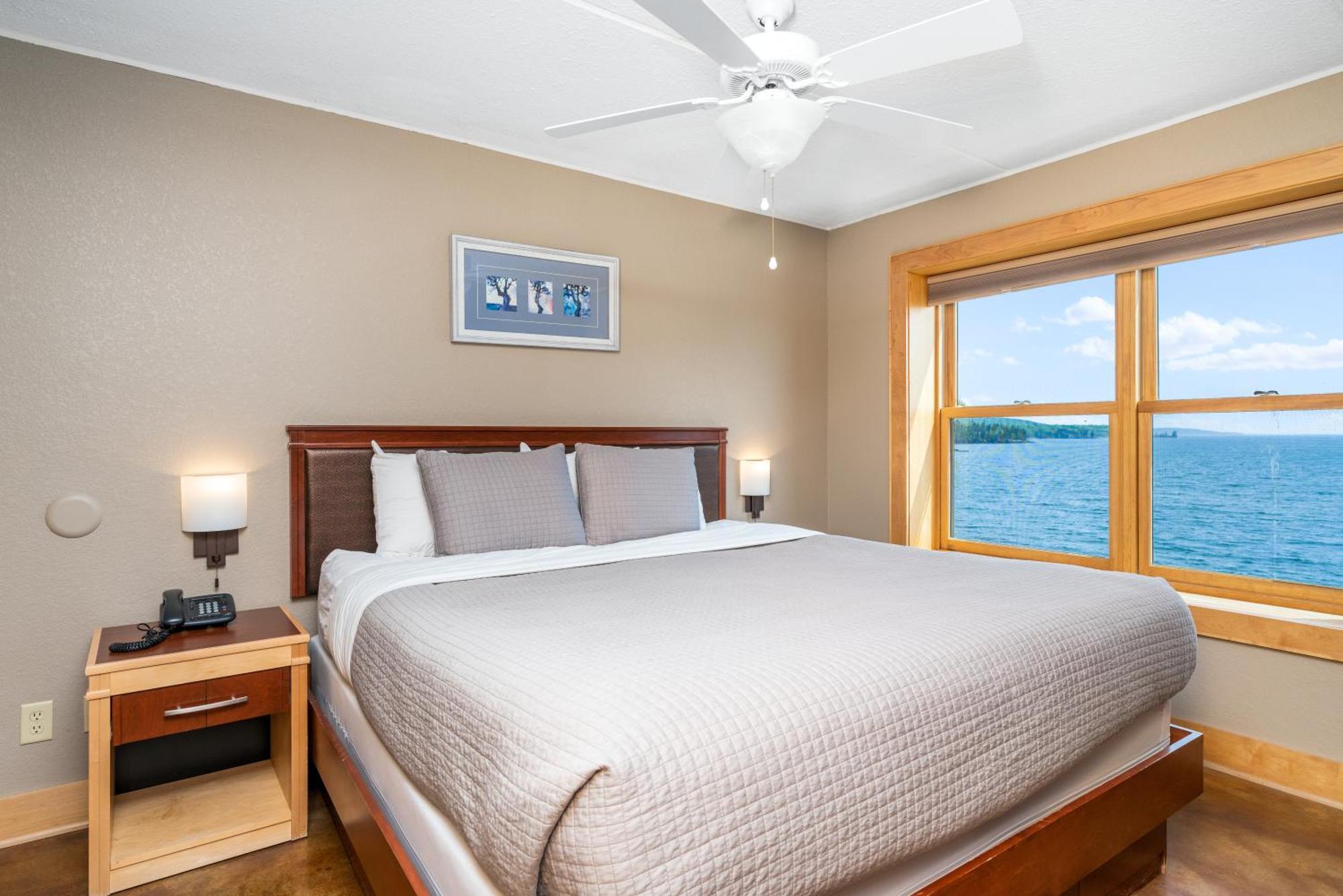East Bay Suites Grand Marais Esterno foto