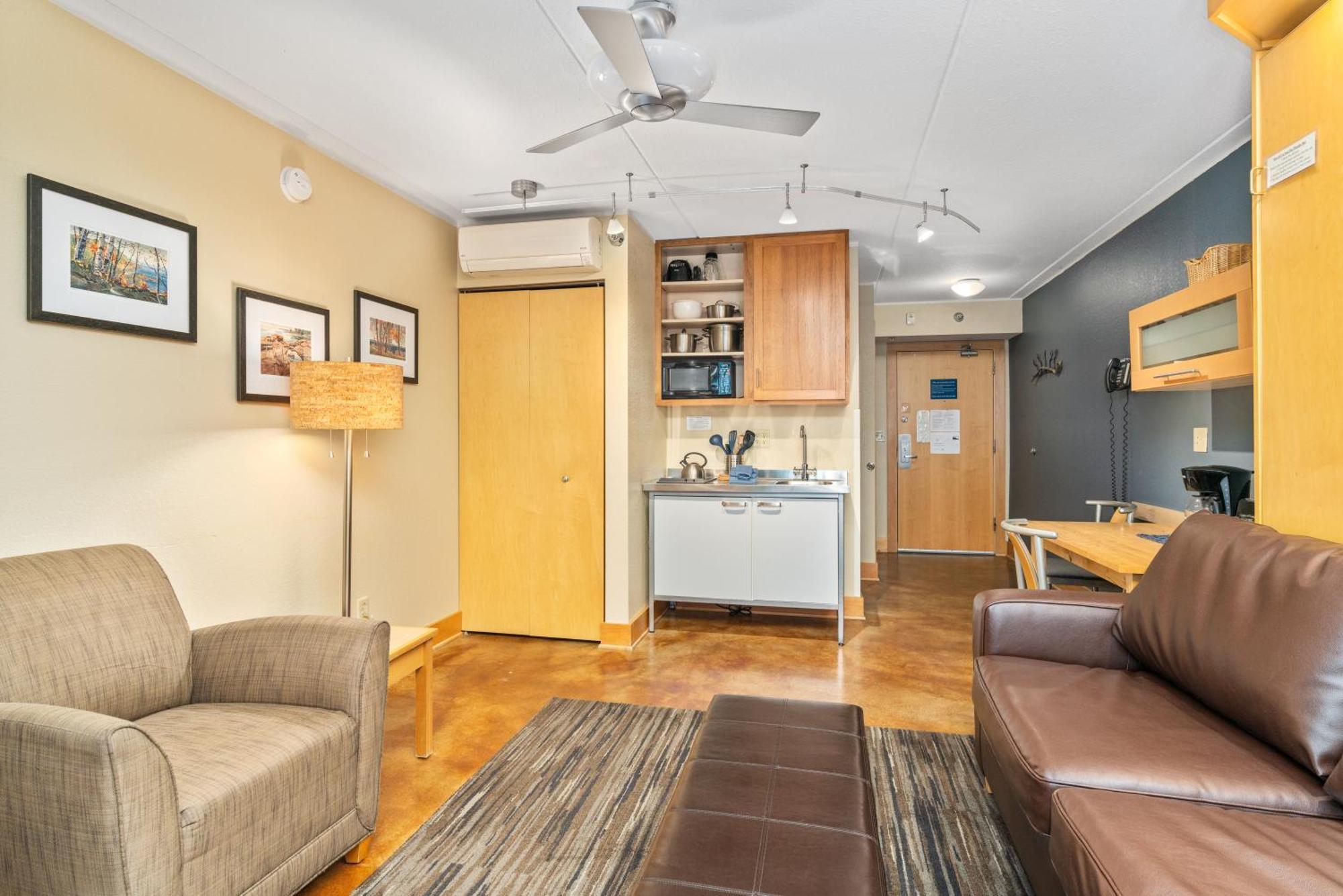 East Bay Suites Grand Marais Esterno foto